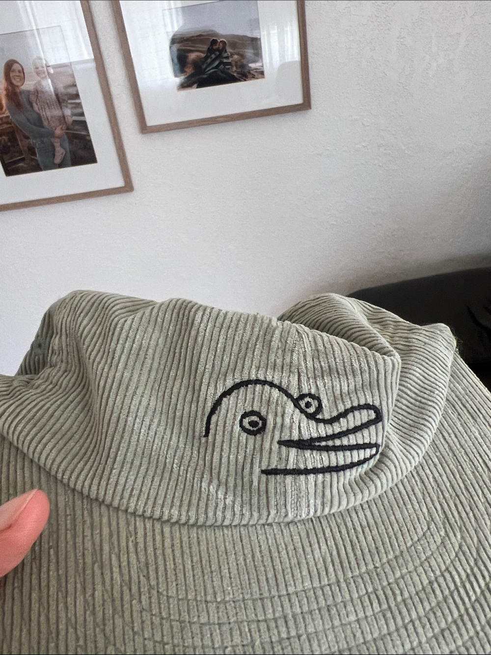 Vans Embroidered seagull Corduroy Cap in Light Sage - Picture 4 of 5